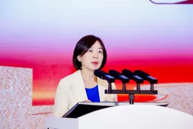 君临国际
